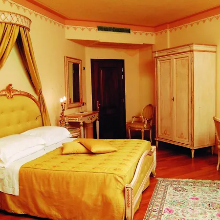La Lanterna 3*